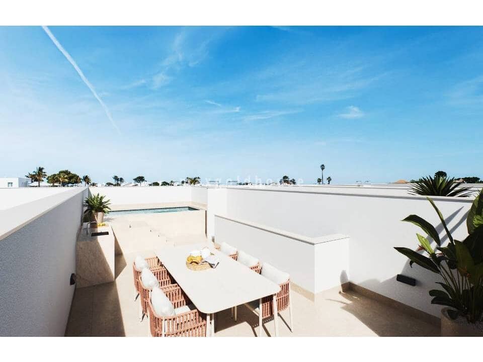 Casa de 3 habitaciones en San Pedro del Pinatar en venta con piscina - 379.000 € (Ref: 9993601)