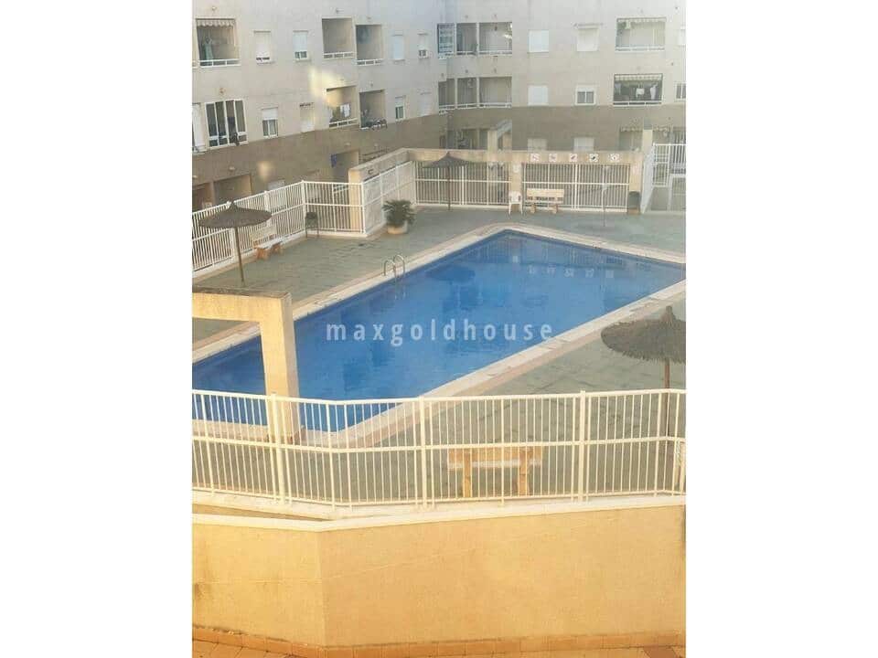 1 quarto Apartamento para venda em Torrevieja com piscina - 115 000 € (Ref: 9995385)