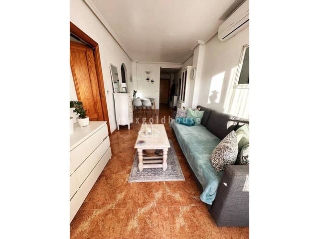 1 quarto Apartamento para venda em Torrevieja com piscina - 115 000 € (Ref: 9995385)