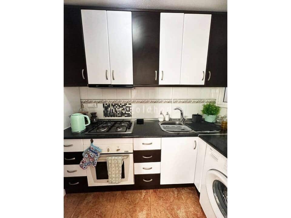 1 quarto Apartamento para venda em Torrevieja com piscina - 115 000 € (Ref: 9995385)