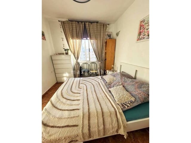 1 quarto Apartamento para venda em Torrevieja com piscina - 115 000 € (Ref: 9995385)