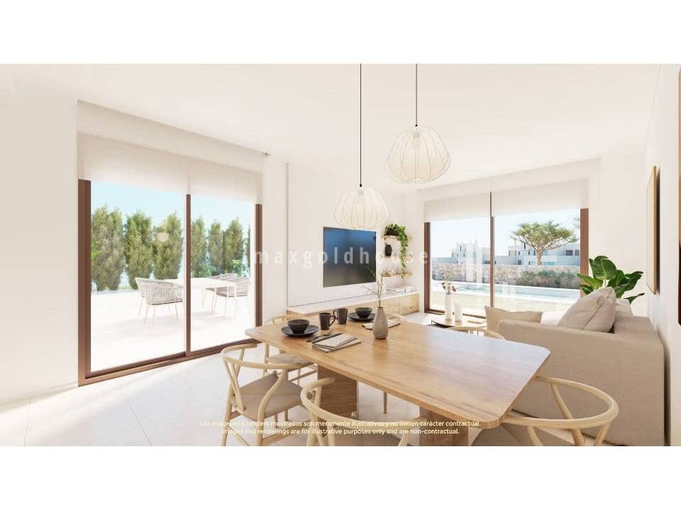 Chalet de 3 habitaciones en Corvera en venta con piscina - 482.000 € (Ref: 9995387)