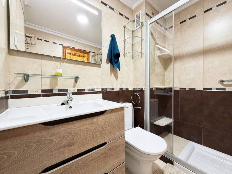 3 slaapkamer Appartement te koop in Torrevieja - € 230.000 (Ref: 9995388)