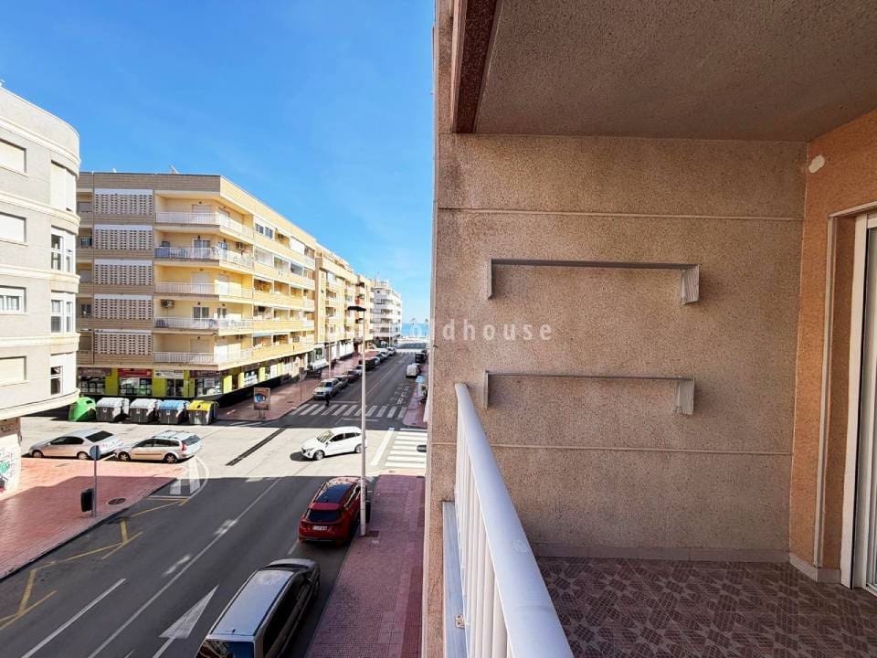 3 slaapkamer Appartement te koop in Torrevieja - € 230.000 (Ref: 9995388)