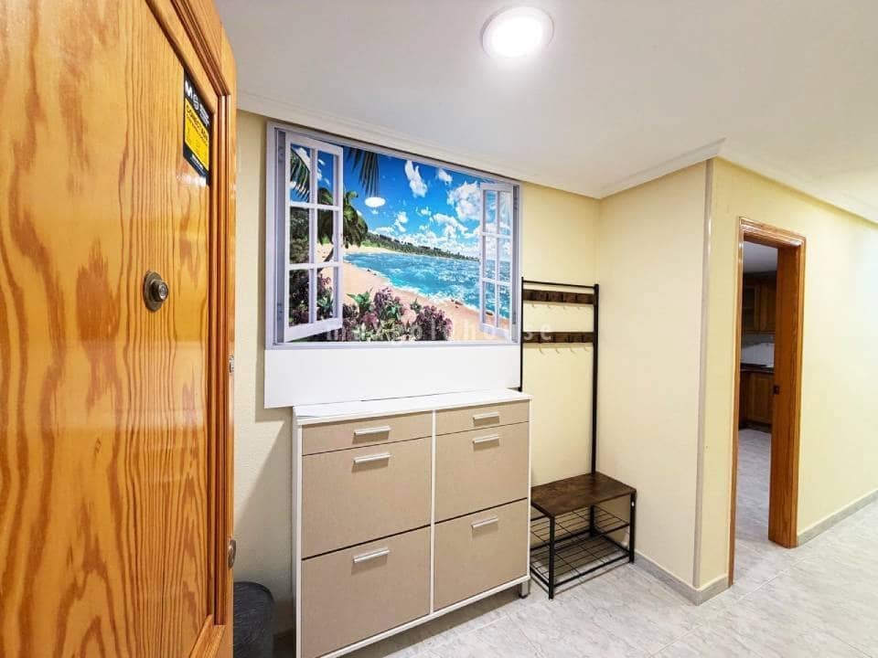 3 slaapkamer Appartement te koop in Torrevieja - € 230.000 (Ref: 9995388)