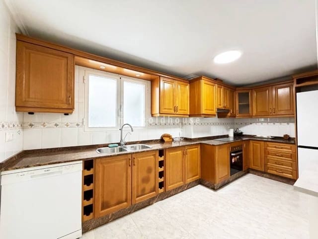 3 slaapkamer Appartement te koop in Torrevieja - € 230.000 (Ref: 9995388)