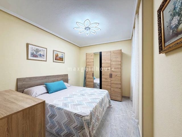 3 slaapkamer Appartement te koop in Torrevieja - € 230.000 (Ref: 9995388)