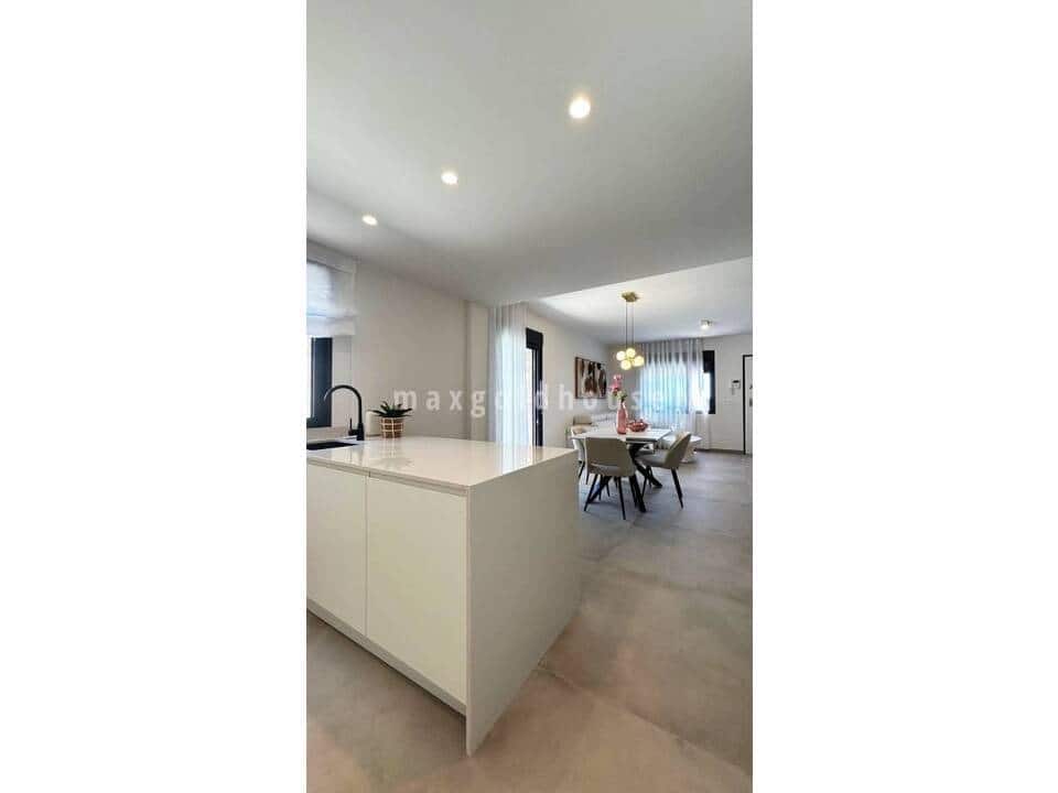 3 soveværelse Byhus til salg i Pilar de la Horadada - € 299.900 (Ref: 9996425)