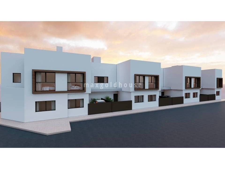 3 bedroom Townhouse for sale in San Javier with pool - € 299,900 (Ref: 9996428)