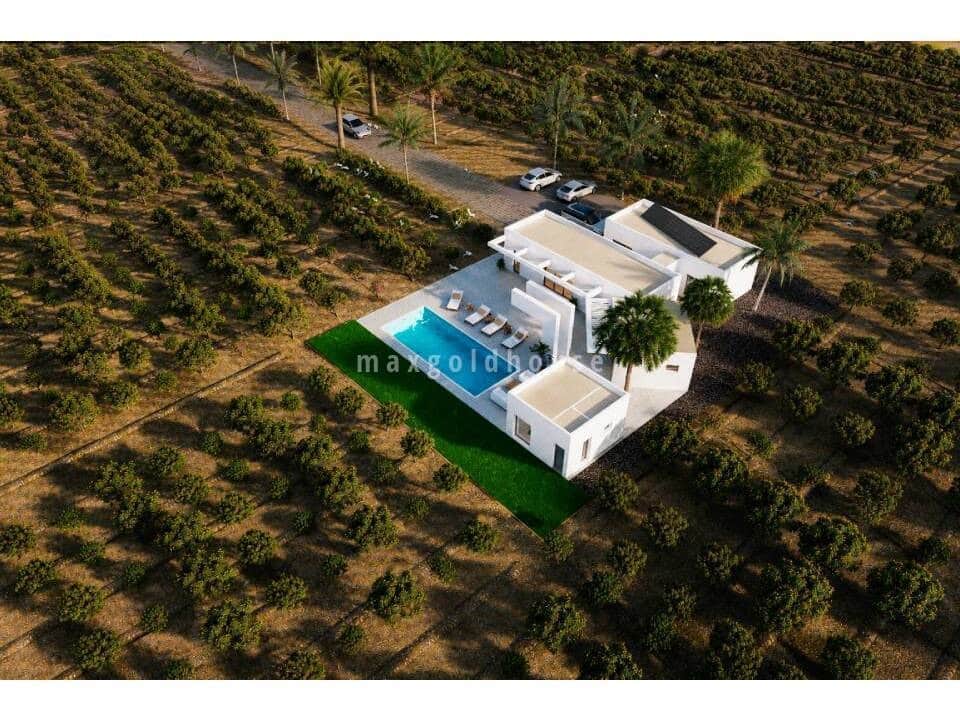 Chalet de 4 habitaciones en Benejúzar en venta con piscina - 995.000 € (Ref: 9997843)
