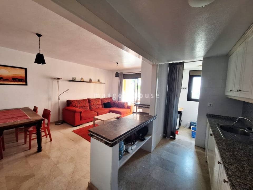 3 quarto Apartamento para venda em Villamartin com piscina - 225 000 € (Ref: 9997847)