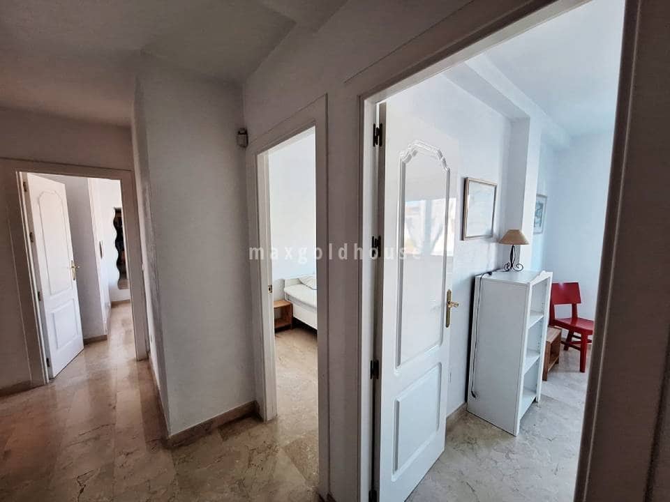 3 quarto Apartamento para venda em Villamartin com piscina - 225 000 € (Ref: 9997847)