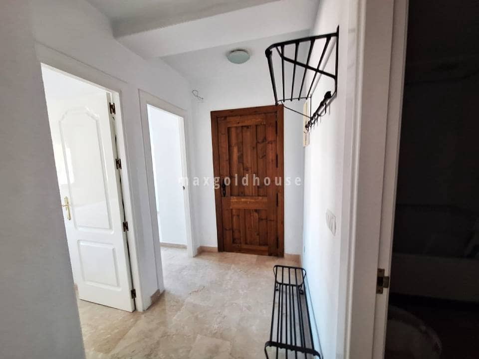 3 quarto Apartamento para venda em Villamartin com piscina - 225 000 € (Ref: 9997847)
