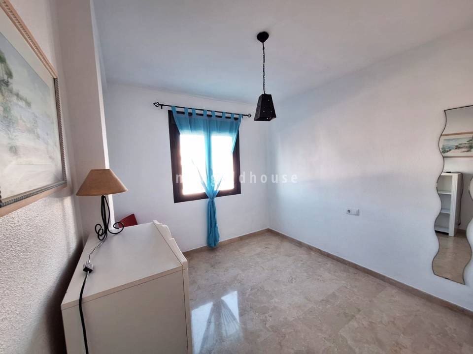 3 quarto Apartamento para venda em Villamartin com piscina - 225 000 € (Ref: 9997847)