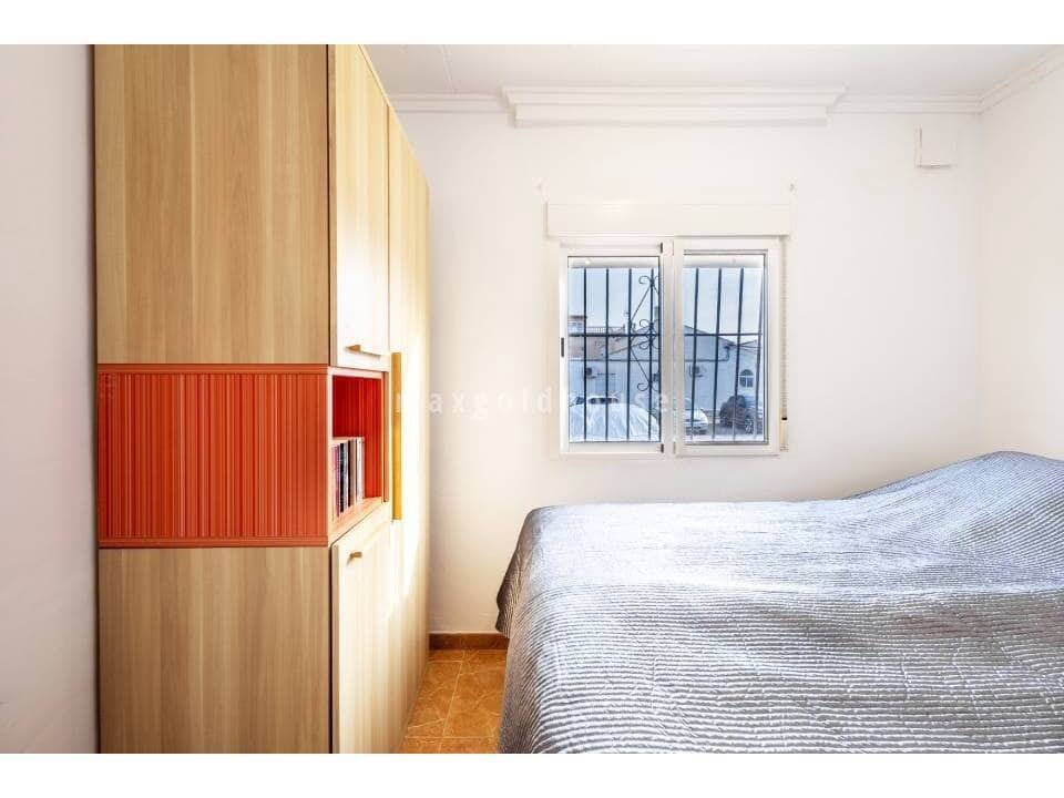 3 sovrum Lägenhet till salu i El Chaparral - 129 000 € (Ref: 9997853)