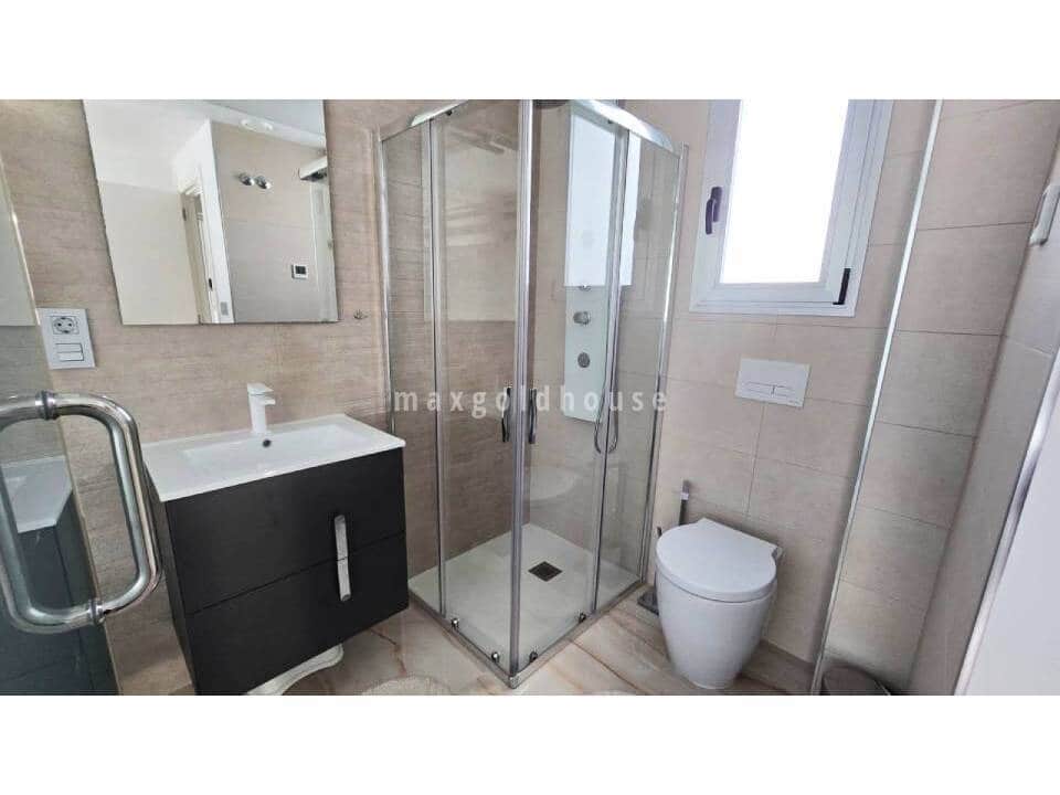 3 bedroom Villa for sale in Ciudad Quesada with pool - € 415,000 (Ref: 9997854)
