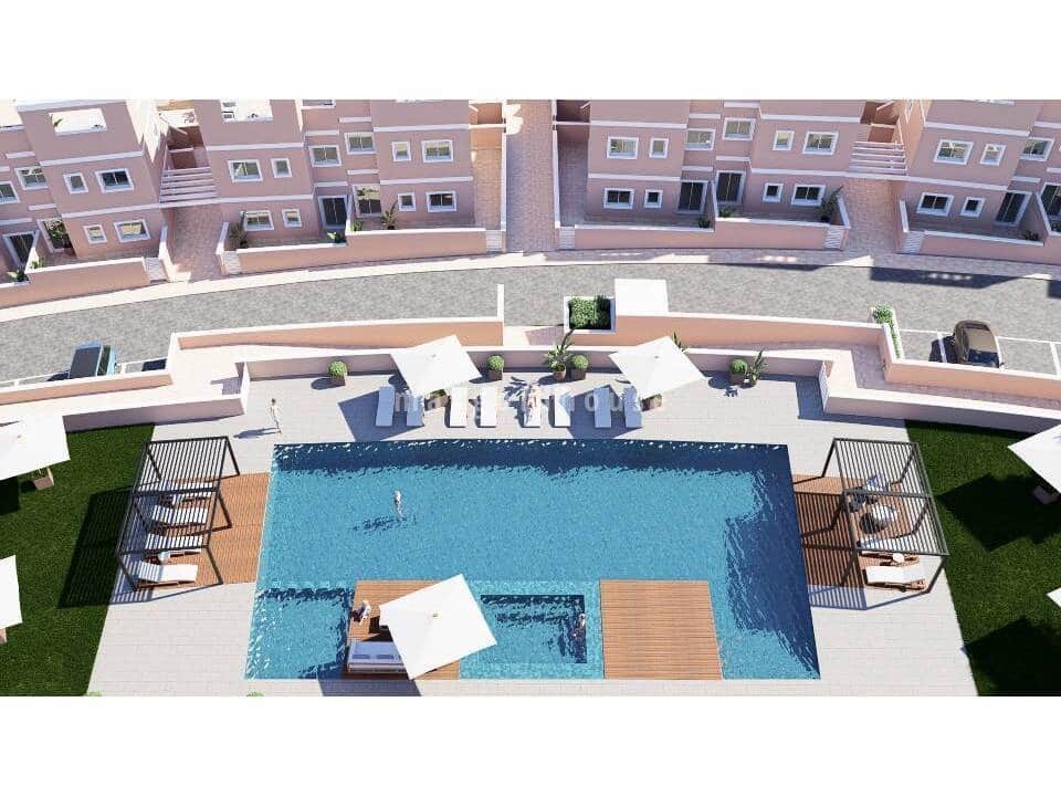 3 bedroom Apartment for sale in Pilar de la Horadada with pool - € 284,900 (Ref: 9999885)