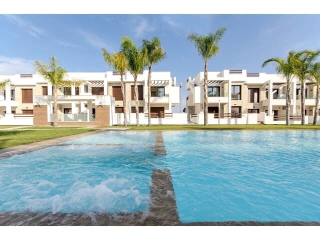 Apartamento de 2 habitaciones en Los Balcones en venta con piscina - 300.000 € (Ref: 9999888)