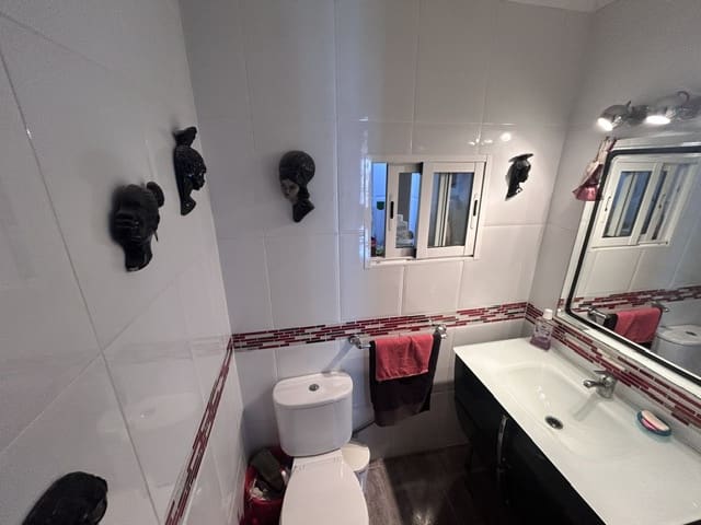 2 quarto Bungalow para venda em La Siesta, Torrevieja - 169 995 € (Ref: 10135183)