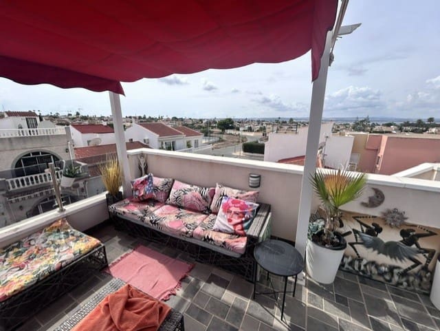 2 quarto Bungalow para venda em La Siesta - 169 995 € (Ref: 10135183)