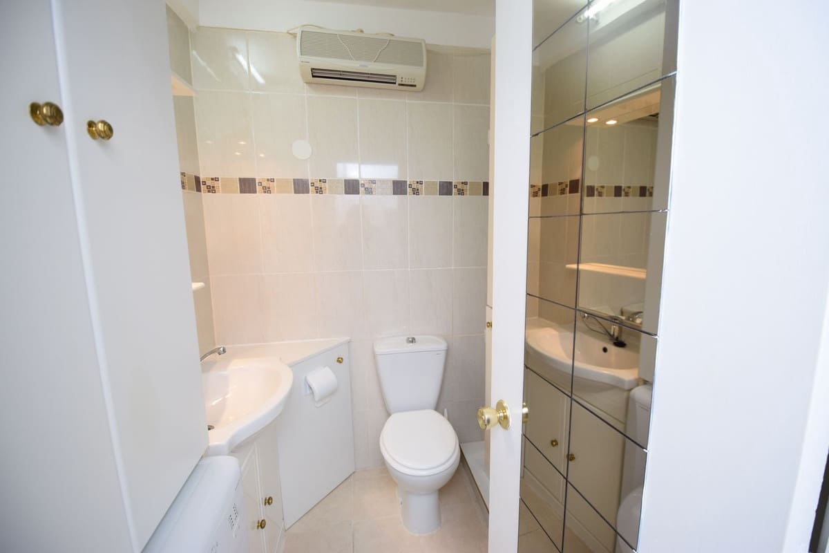 Studio til salgs i La Cala de Mijas med svømmebasseng - € 189 000 (Ref: 10031213)