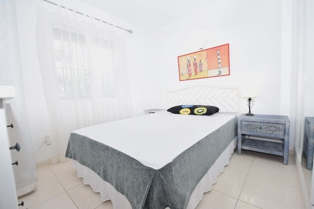 2 soveværelse Lejlighed til salg i La Cala de Mijas, Mijas med swimmingpool - € 315.000 (Ref: 10039430)