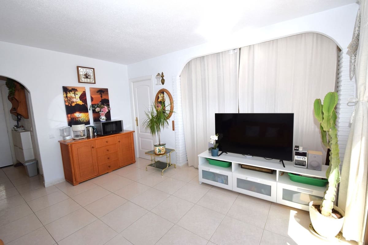 2 slaapkamer Appartement te koop in La Cala de Mijas met zwembad - € 315.000 (Ref: 10039430)