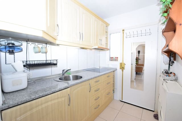 2 soveværelse Lejlighed til salg i La Cala de Mijas, Mijas med swimmingpool - € 315.000 (Ref: 10039430)