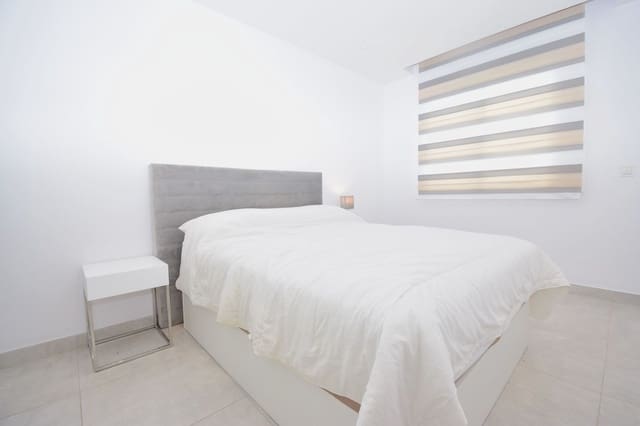 3 soveværelse Lejlighed til salg i La Cala de Mijas, Mijas med swimmingpool garage - € 675.000 (Ref: 10042163)