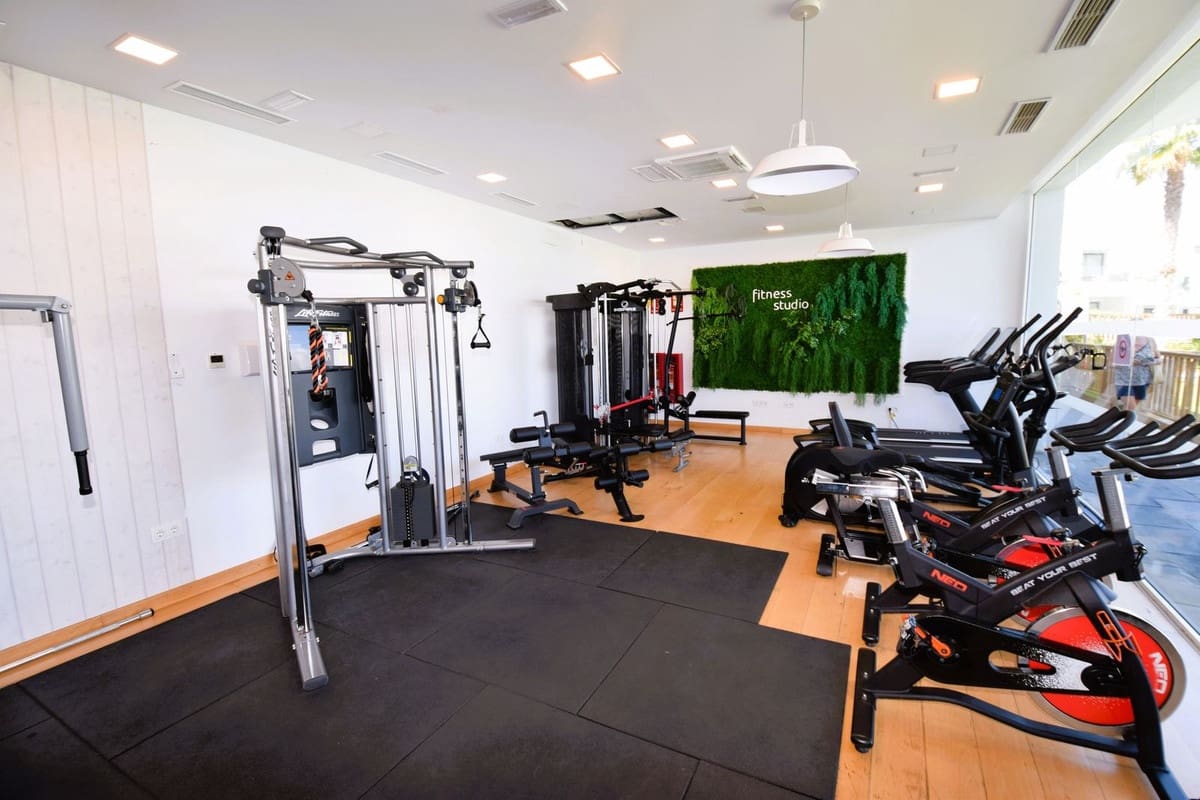 3 Zimmer Apartment zu verkaufen in La Cala de Mijas mit Pool Garage - 675.000 € (Ref: 10042163)