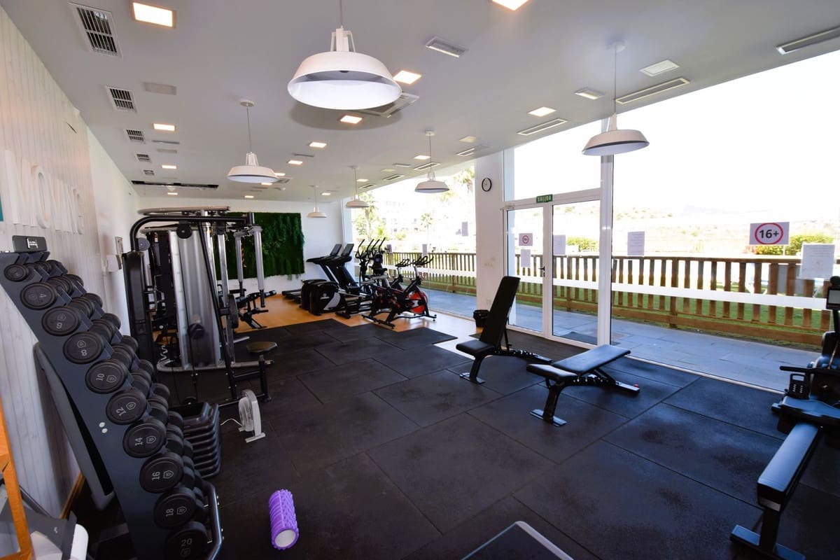3 Zimmer Apartment zu verkaufen in La Cala de Mijas mit Pool Garage - 675.000 € (Ref: 10042163)