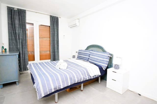 2 soveværelse Strandlejlighed til salg i Riviera del Sol, Mijas med swimmingpool - € 395.000 (Ref: 10062816)