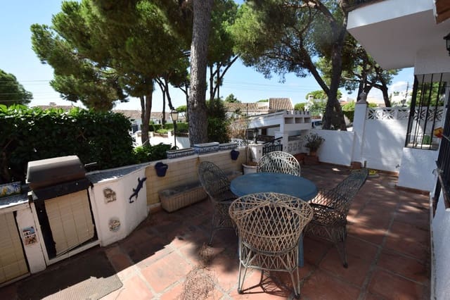 2 soveværelse Lejlighed til salg i La Cala de Mijas, Mijas med swimmingpool garage - € 269.000 (Ref: 10095612)