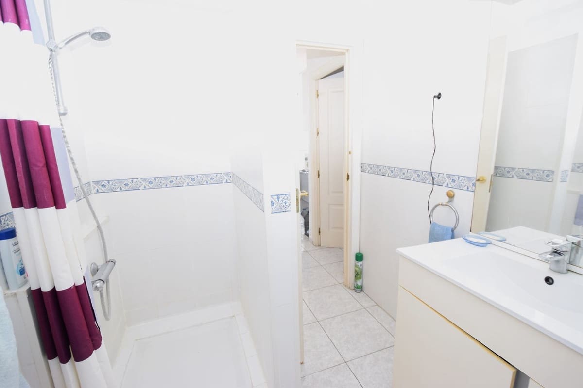 1 soverom Leilighet til salgs i La Cala de Mijas med svømmebasseng - € 225 000 (Ref: 10099174)
