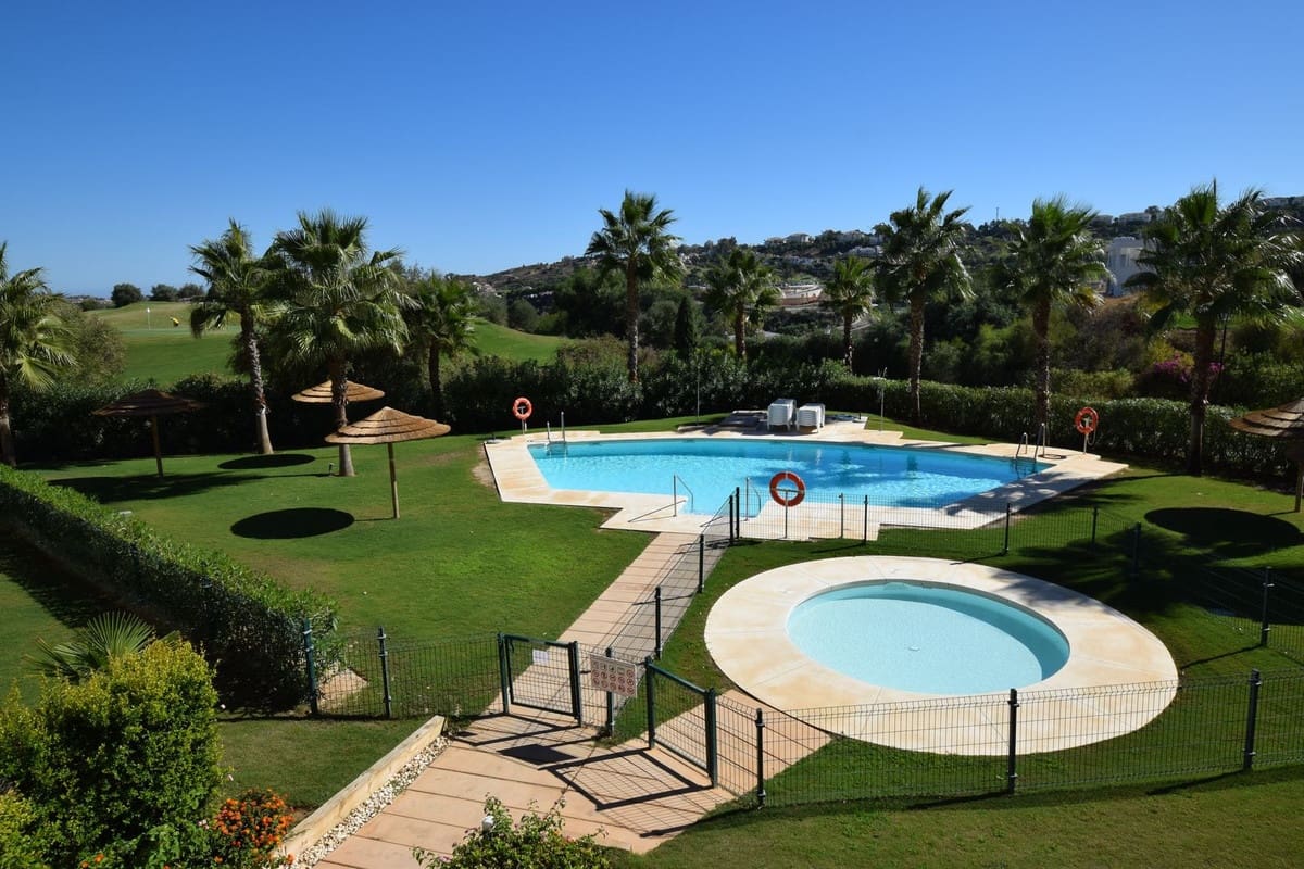 2 bedroom Apartment for sale in La Cala Golf with pool garage - € 419,000 (Ref: 10113416)