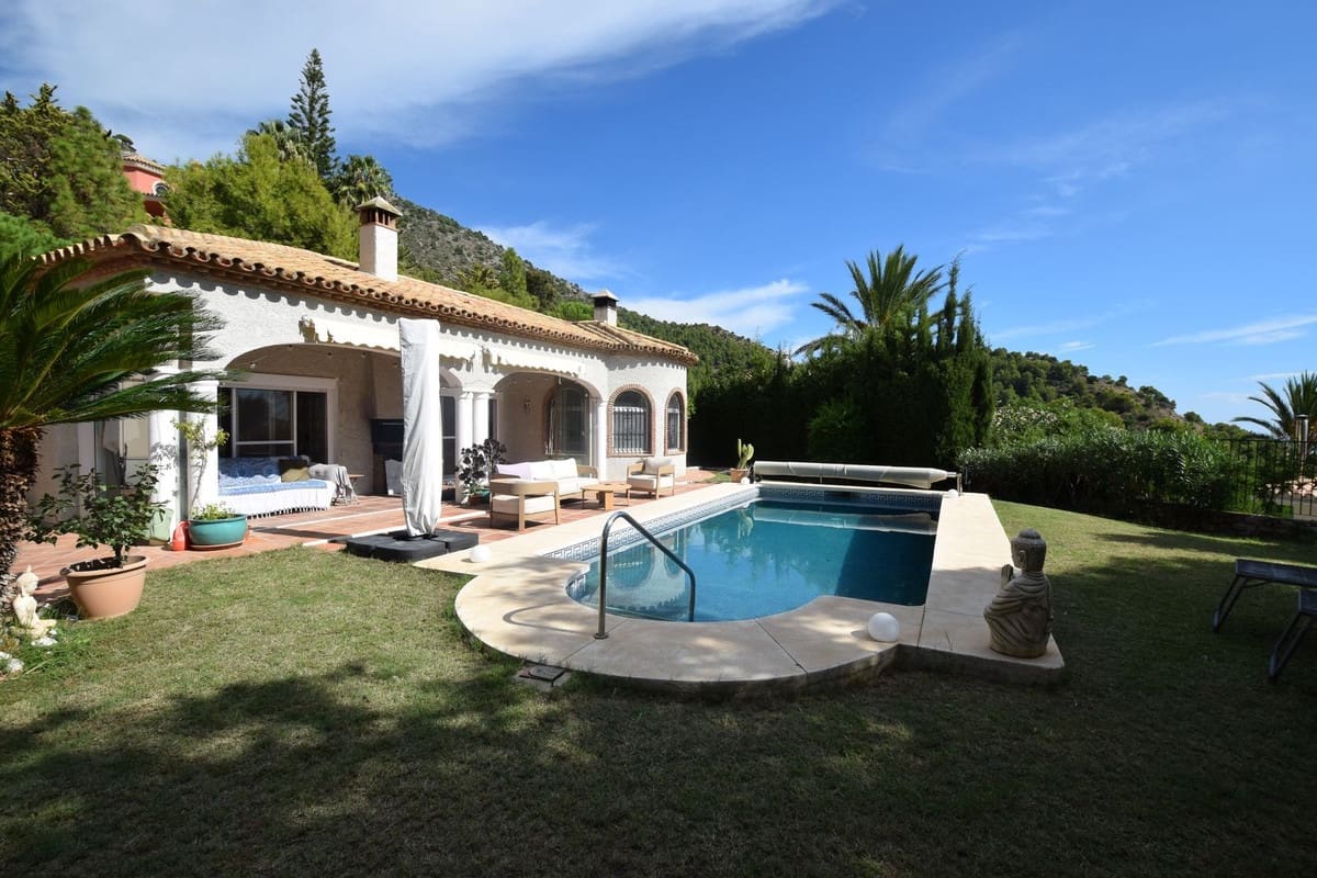 Chalet de 3 habitaciones en Mijas en venta con piscina garaje - 789.000 € (Ref: 10145238)