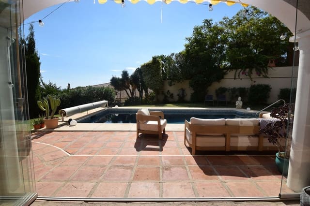 3 soveværelse Villa til salg i Mijas med swimmingpool garage - € 789.000 (Ref: 10145238)