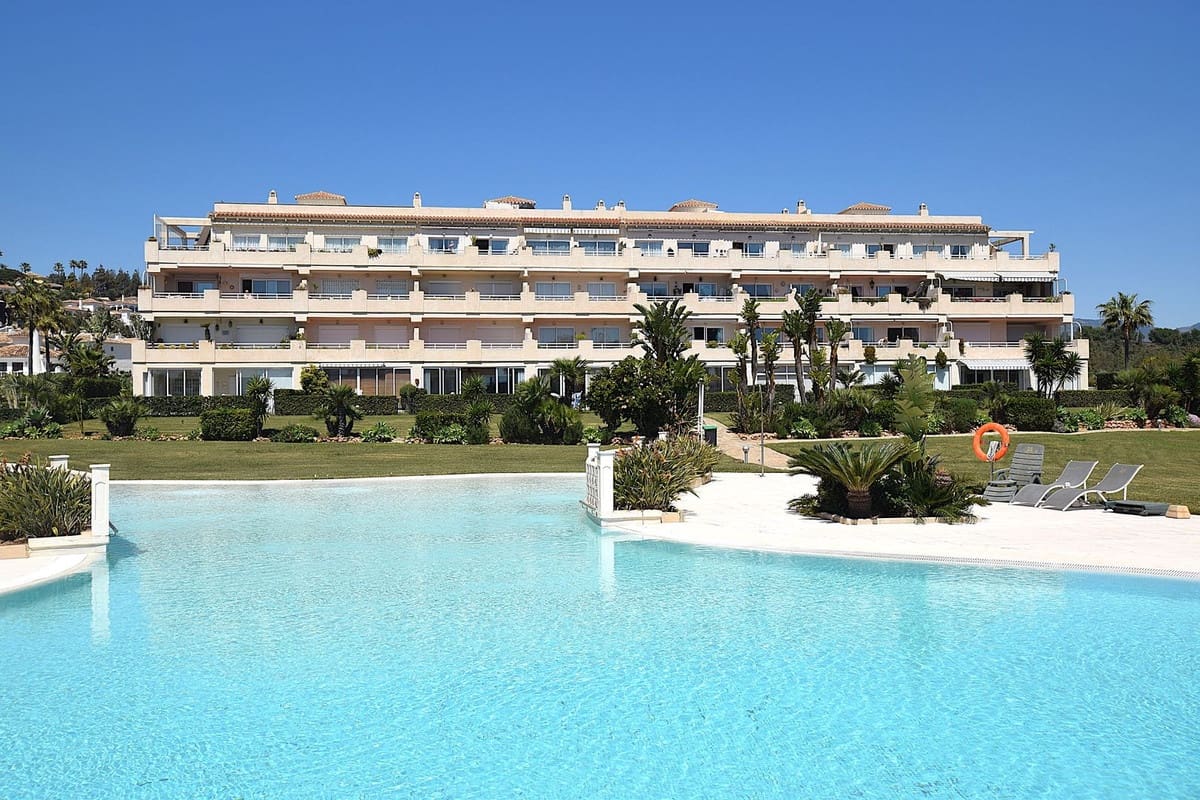 3 soverom Leilighet til salgs i Mijas Costa med svømmebasseng garasje - € 575 000 (Ref: 10145239)