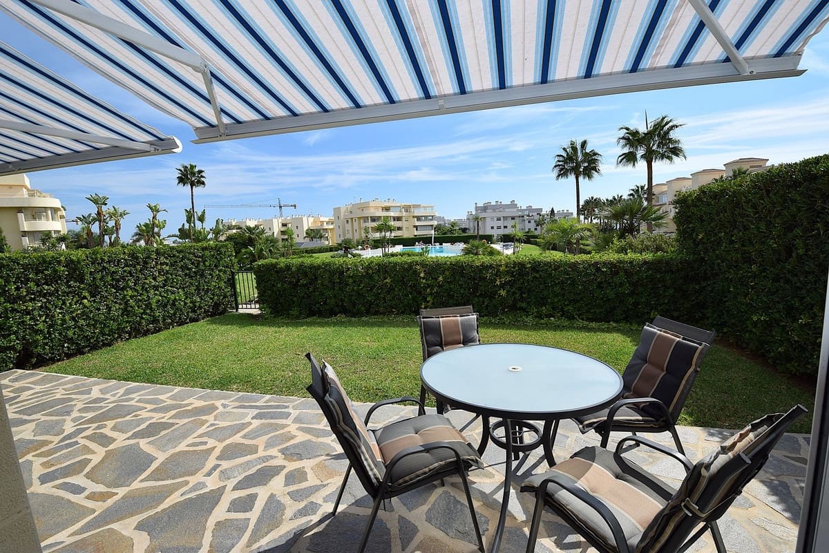 3 soverom Leilighet til salgs i Mijas Costa med svømmebasseng garasje - € 575 000 (Ref: 10145239)