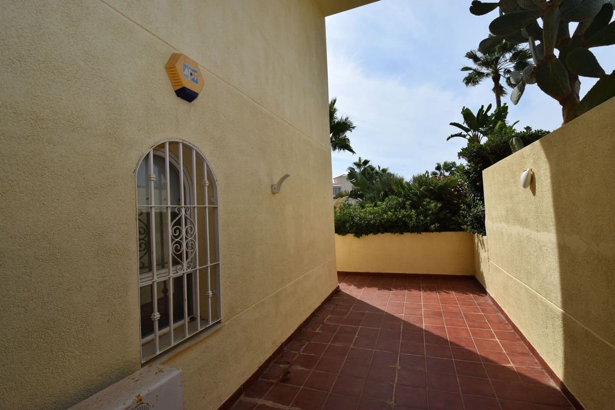 3 soverom Leilighet til salgs i Mijas Costa med svømmebasseng garasje - € 575 000 (Ref: 10145239)