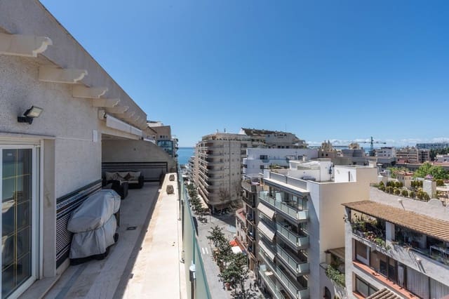5 slaapkamer Penthouse te koop in Marbella met garage - € 1.750.000 (Ref: 8183679)