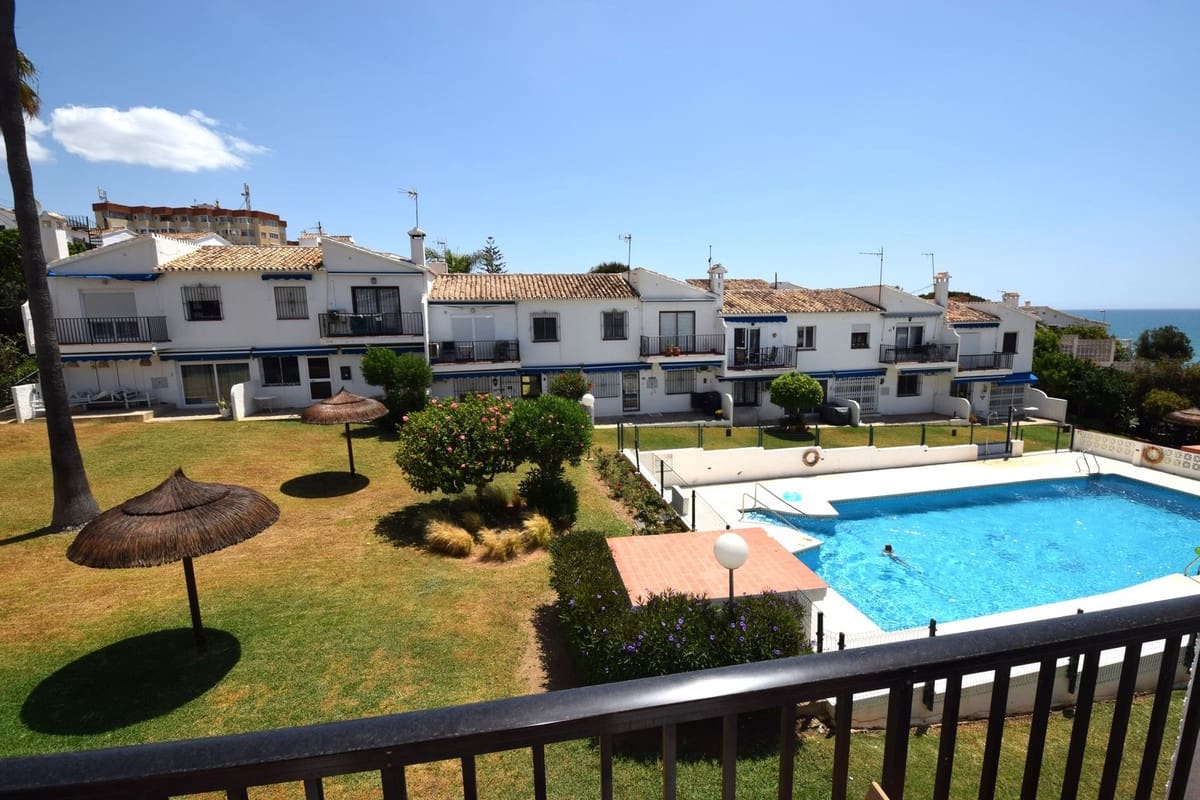 3 Zimmer Apartment zu verkaufen in La Cala de Mijas mit Pool - 475.000 € (Ref: 8501208)