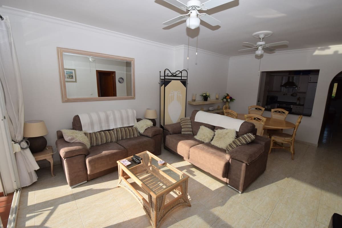 3 bedroom Apartment for sale in La Cala de Mijas with pool - € 399,000 (Ref: 8820497)