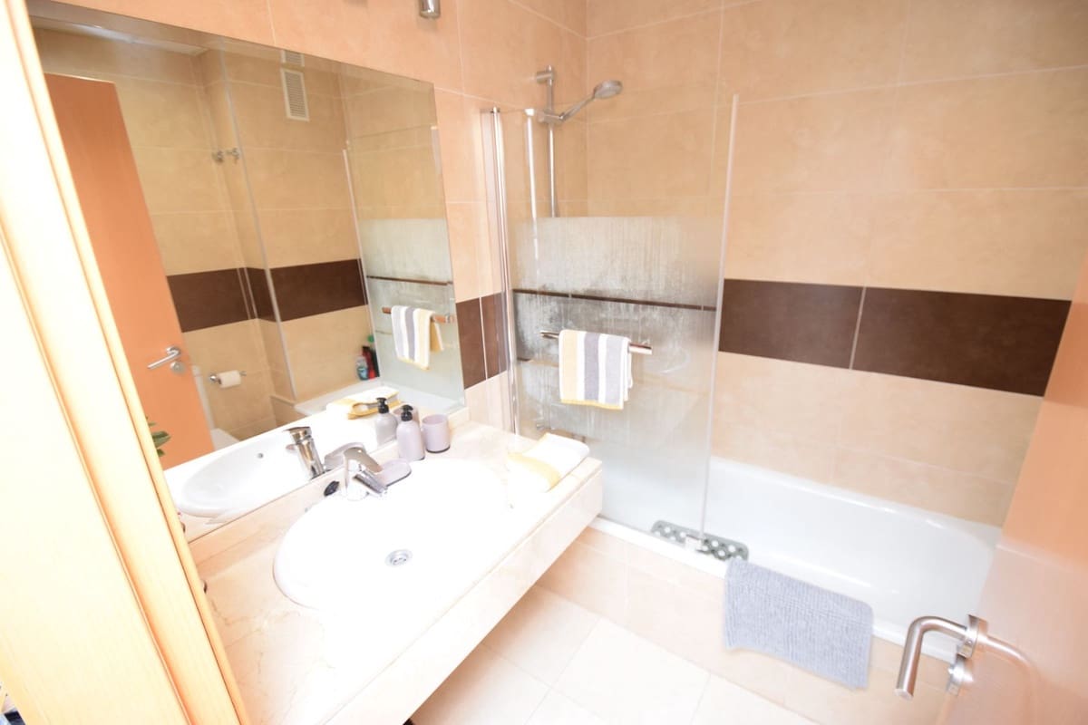 1 Zimmer Apartment zu verkaufen in La Cala de Mijas mit Pool Garage - 299.000 € (Ref: 8941693)