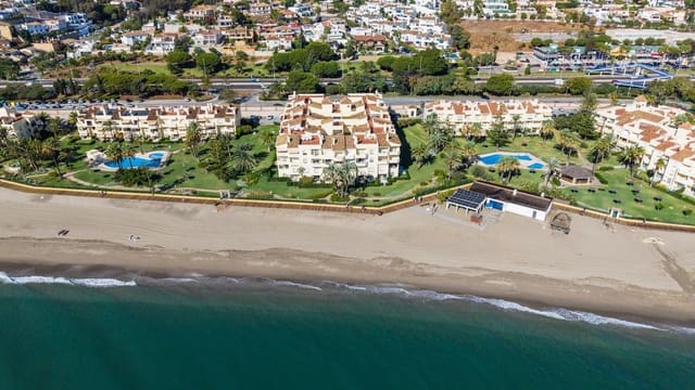 3 soveværelse Lejlighed til salg i La Cala de Mijas, Mijas med swimmingpool - € 595.000 (Ref: 9128790)