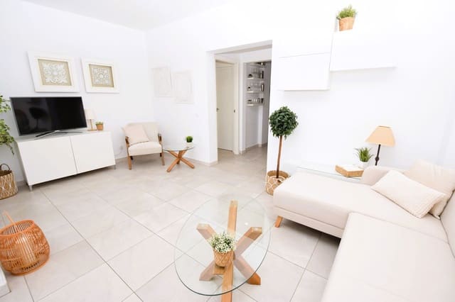 2 makuuhuone Kattohuoneisto myytävänä paikassa La Cala de Mijas, Mijas mukana uima-altaan 
autotalli - 475 000 € (Ref: 9181874)