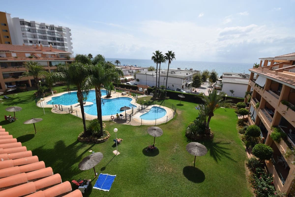 2 slaapkamer Penthouse te koop in La Cala de Mijas met zwembad garage - € 499.950 (Ref: 9227796)