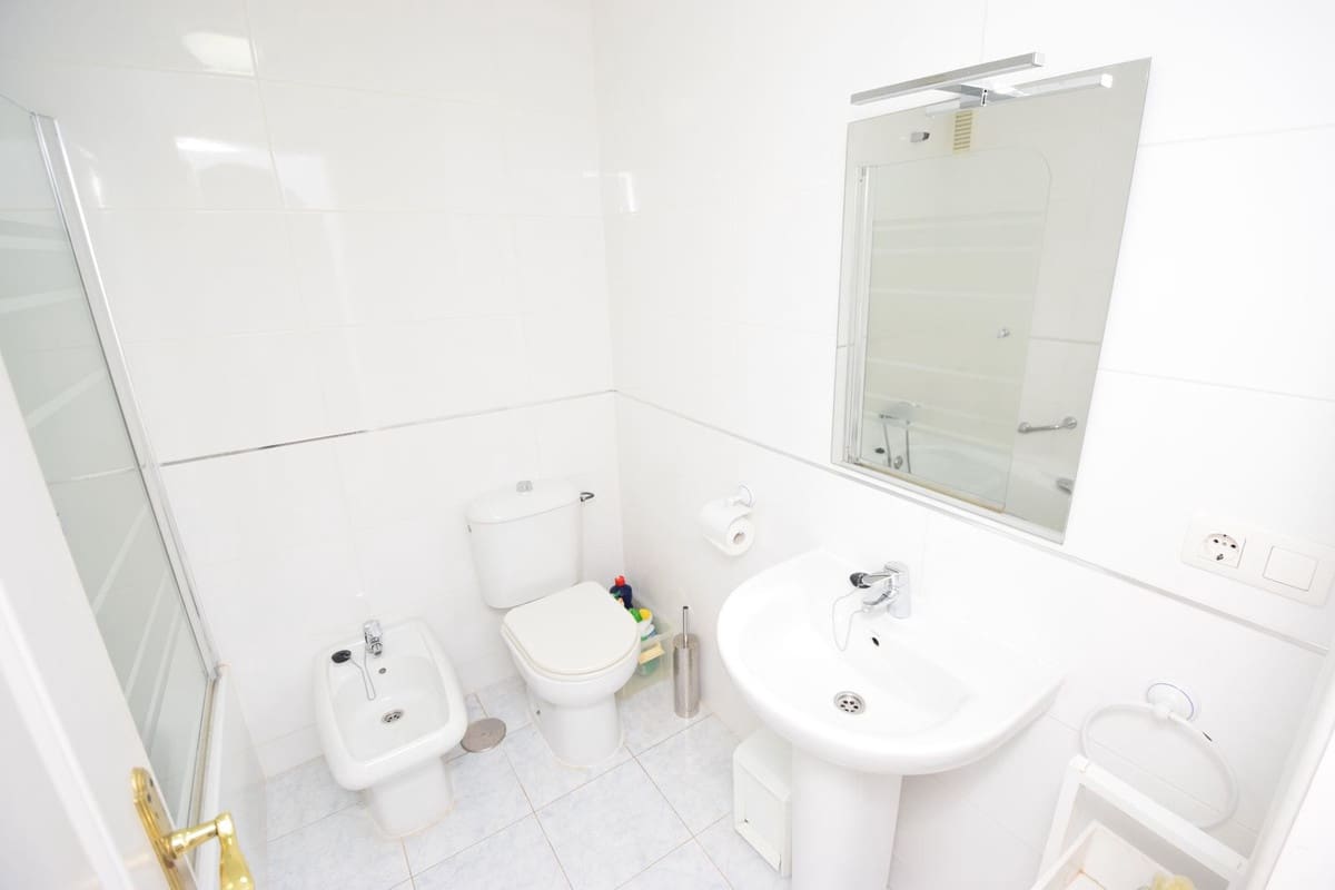 2 bedroom Penthouse for sale in La Cala de Mijas with pool garage - € 495,000 (Ref: 9227796)