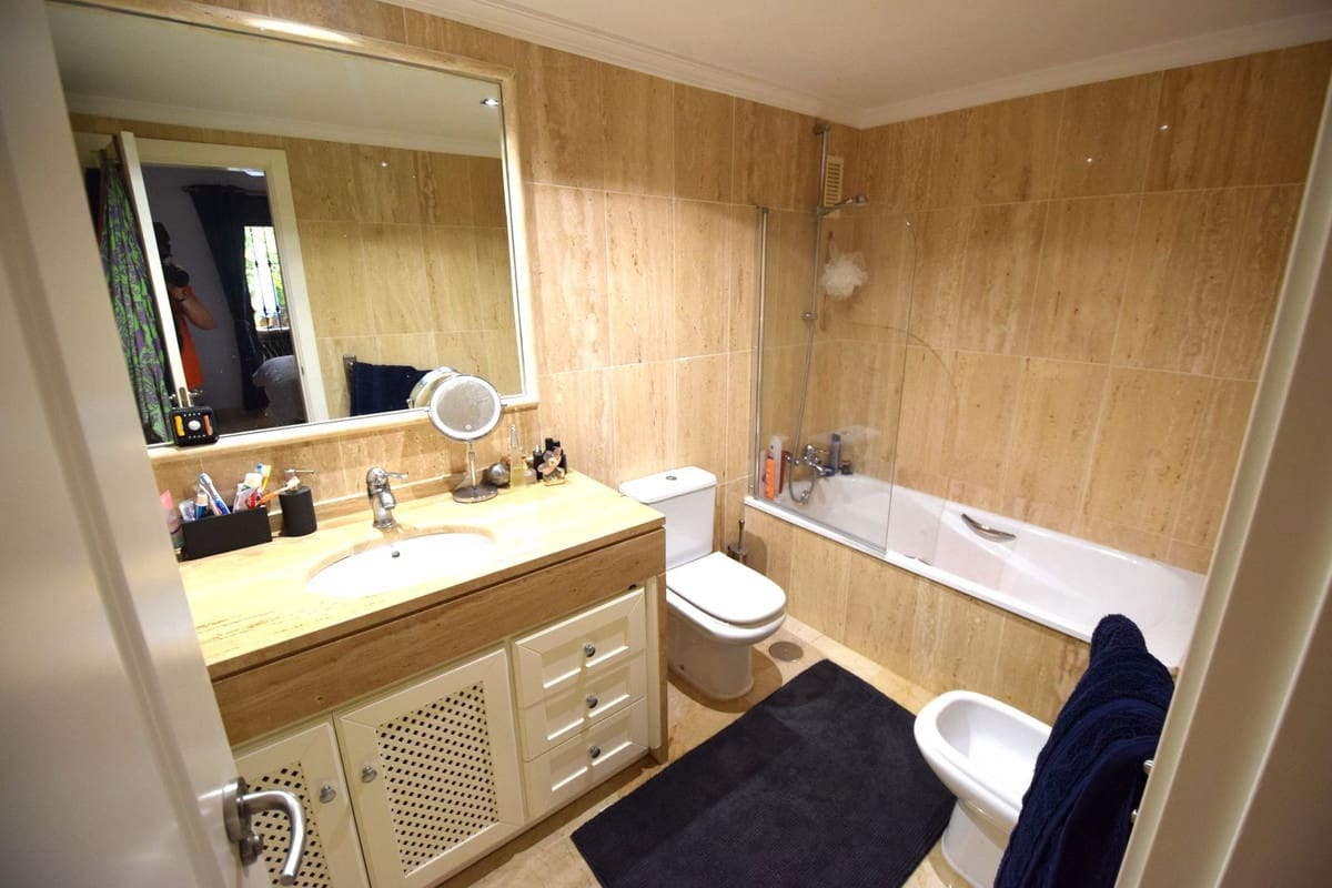 2 Zimmer Apartment zu verkaufen in La Cala de Mijas mit Pool Garage - 429.950 € (Ref: 9231869)