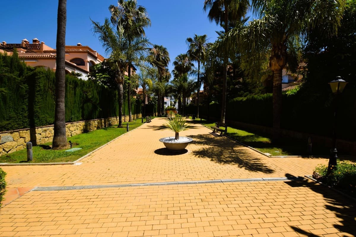 2 sypialnia Apartament na sprzedaż w La Cala de Mijas z basenem garażem - 429 950 € (Ref: 9231869)